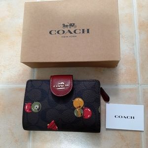 Coach Signature Canvas Wallet